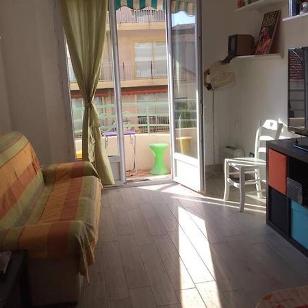 Grand F2 60Mq Centre Antibes, Proche Plages, Commerces, 2 Balcons, Parking, Train, Bus, Deco Vintage, Pet Friendly, Ideal Famille Ou 1-2 Couples Zewnętrze zdjęcie
