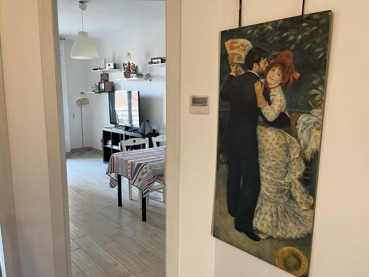Grand F2 60Mq Centre Antibes, Proche Plages, Commerces, 2 Balcons, Parking, Train, Bus, Deco Vintage, Pet Friendly, Ideal Famille Ou 1-2 Couples Zewnętrze zdjęcie