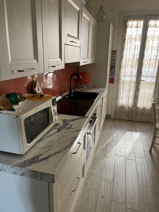 Grand F2 60Mq Centre Antibes, Proche Plages, Commerces, 2 Balcons, Parking, Train, Bus, Deco Vintage, Pet Friendly, Ideal Famille Ou 1-2 Couples Zewnętrze zdjęcie