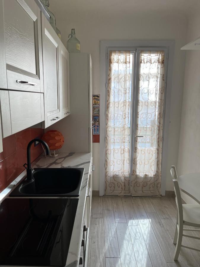 Grand F2 60Mq Centre Antibes, Proche Plages, Commerces, 2 Balcons, Parking, Train, Bus, Deco Vintage, Pet Friendly, Ideal Famille Ou 1-2 Couples Zewnętrze zdjęcie