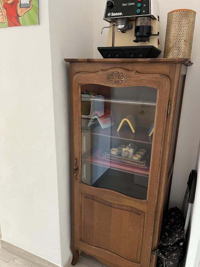 Grand F2 60Mq Centre Antibes, Proche Plages, Commerces, 2 Balcons, Parking, Train, Bus, Deco Vintage, Pet Friendly, Ideal Famille Ou 1-2 Couples Zewnętrze zdjęcie